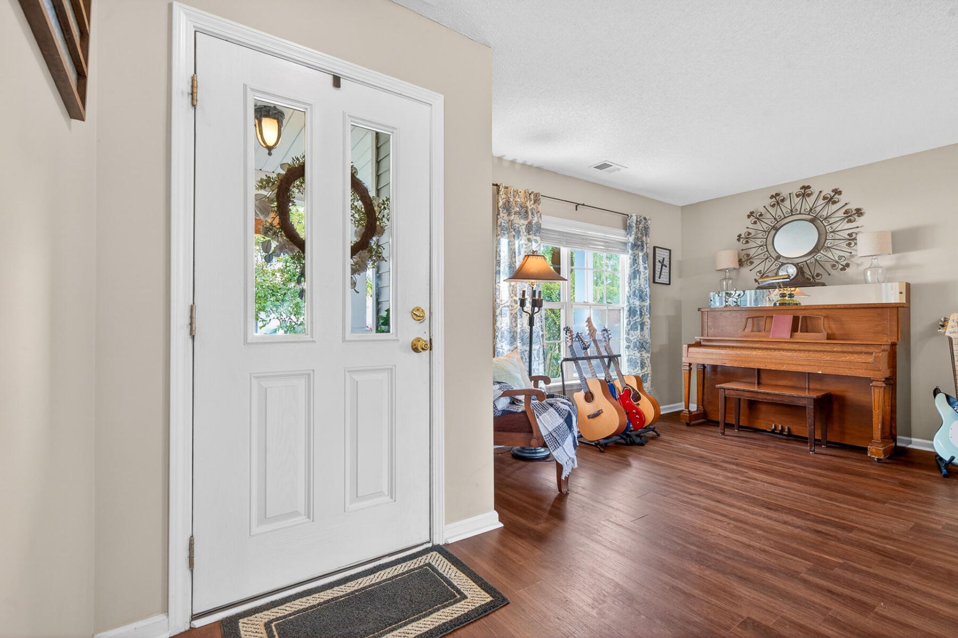 426 Dovetail Circle Photo 7
