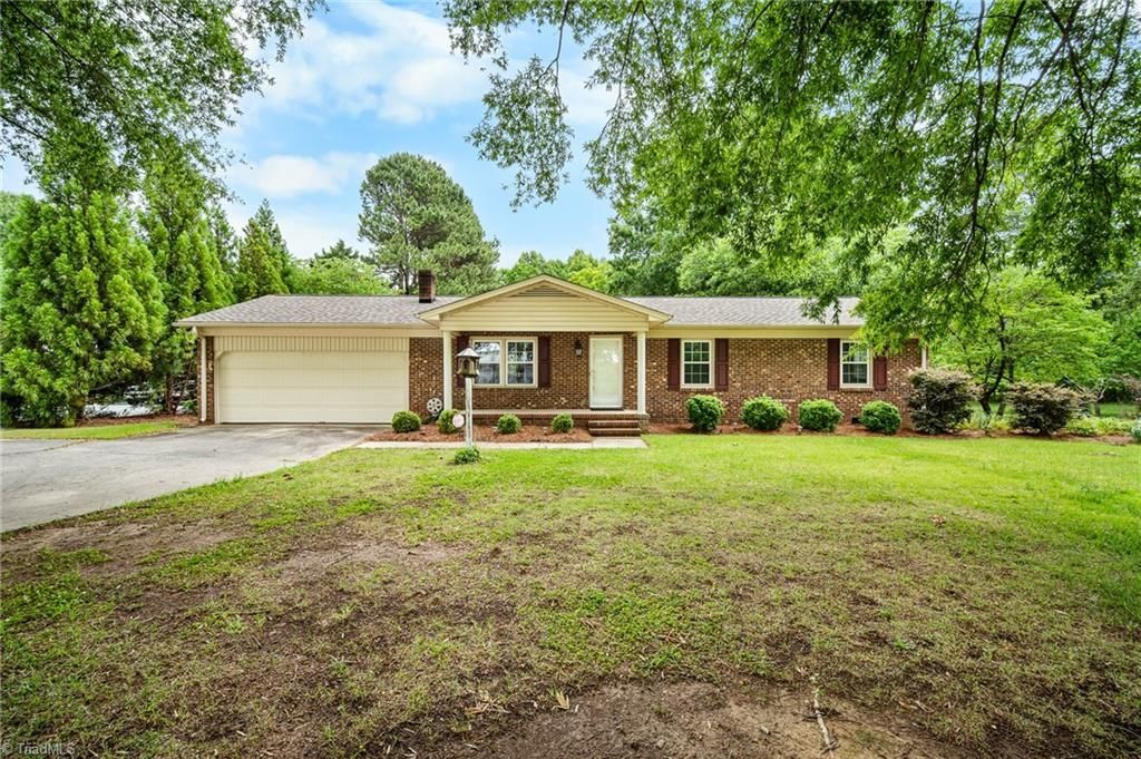1821 Youngs Mill Road, Greensboro, NC 27406 Main Photo