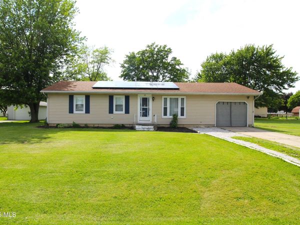 19 N Fargo Street, Oregon, OH 43616