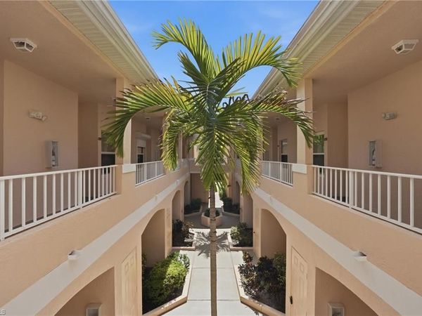 1096 Woodshire LN, Unit C202, NAPLES, FL 34105