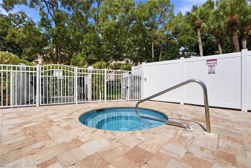 1096 Woodshire Ln, Unit C202, Naples, FL 34105 Photo