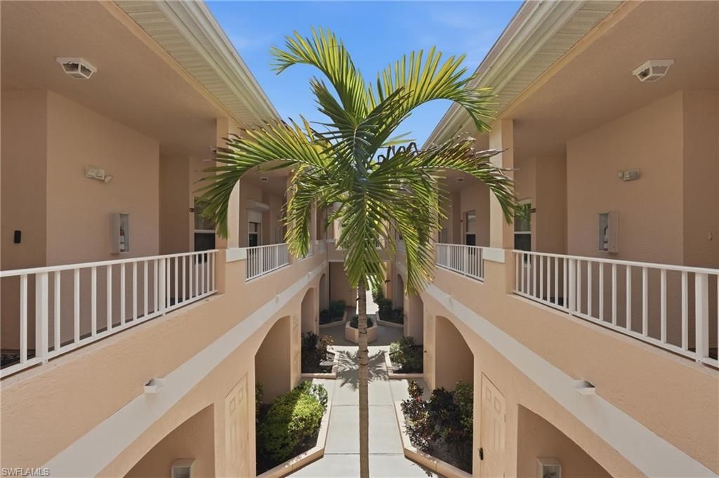 1096 Woodshire Ln, Unit C202, Naples, FL 34105 Photo