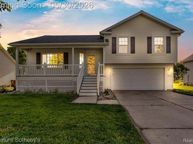 422 Coventry Lane, Mason, MI 48854