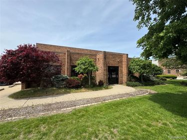 1955 Bellingham Drive , Troy, MI 48083