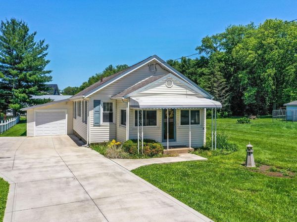 3290 Lakeside Road NE, Millersport, OH 43046
