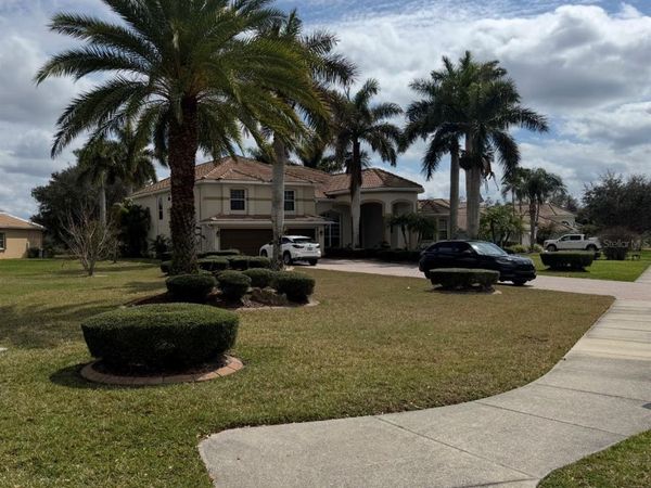 317 COUNTRY MEADOWS WAY , BRADENTON, FL 34212