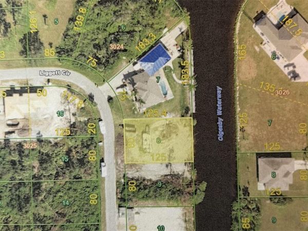1435 LIGGETT CIRCLE , PORT CHARLOTTE, FL 33953