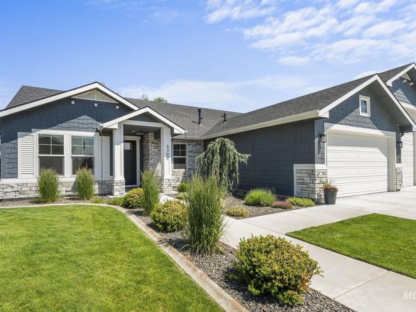 6360 Chateau Ct, Star, ID 83669