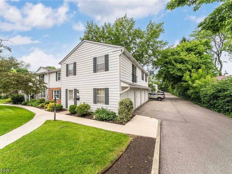 19662 Lorain Road, Fairview Park, OH 44126 Photo 3