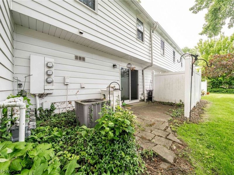 19662 Lorain Road, Fairview Park, OH 44126 Photo 37
