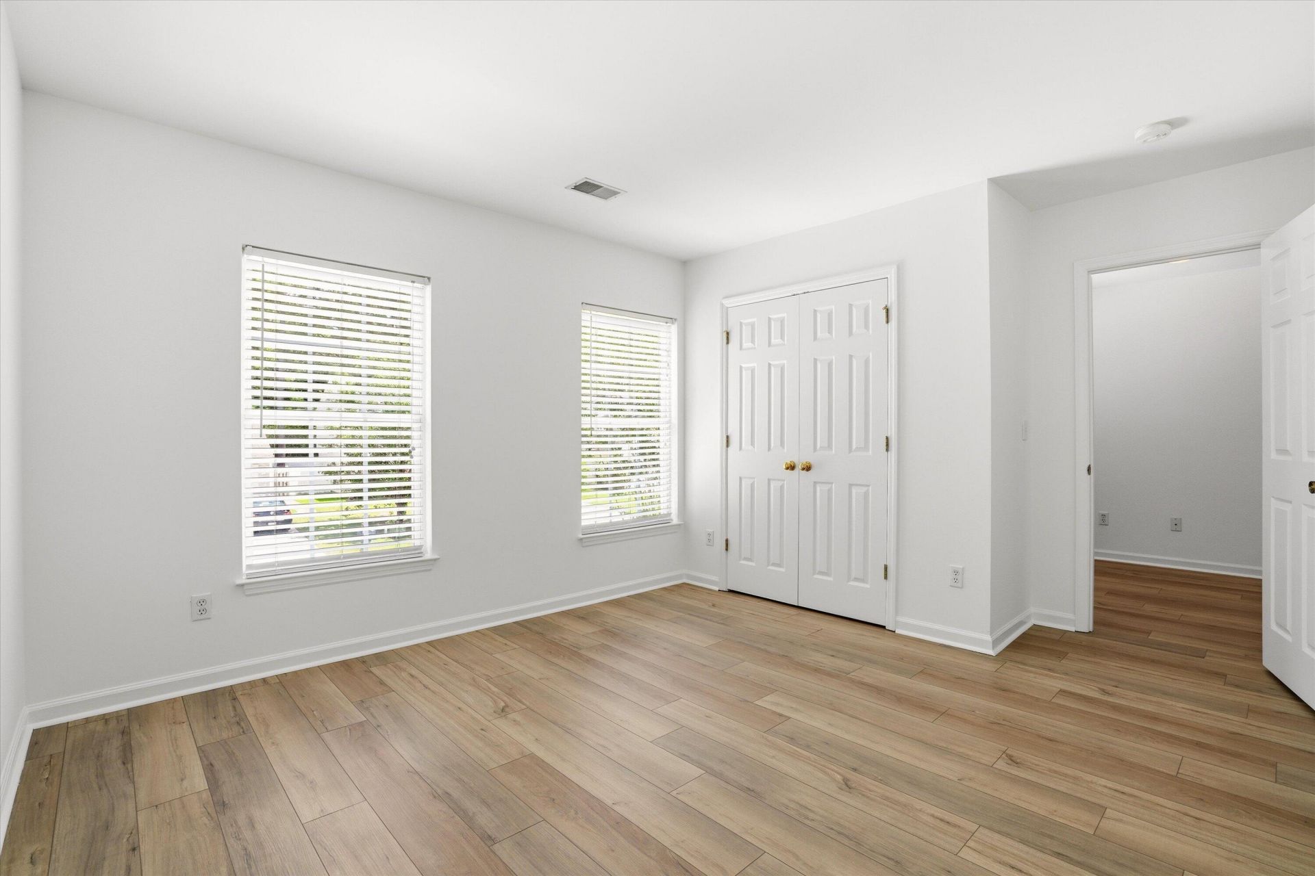 120 Towering Pine Drive Photo 17