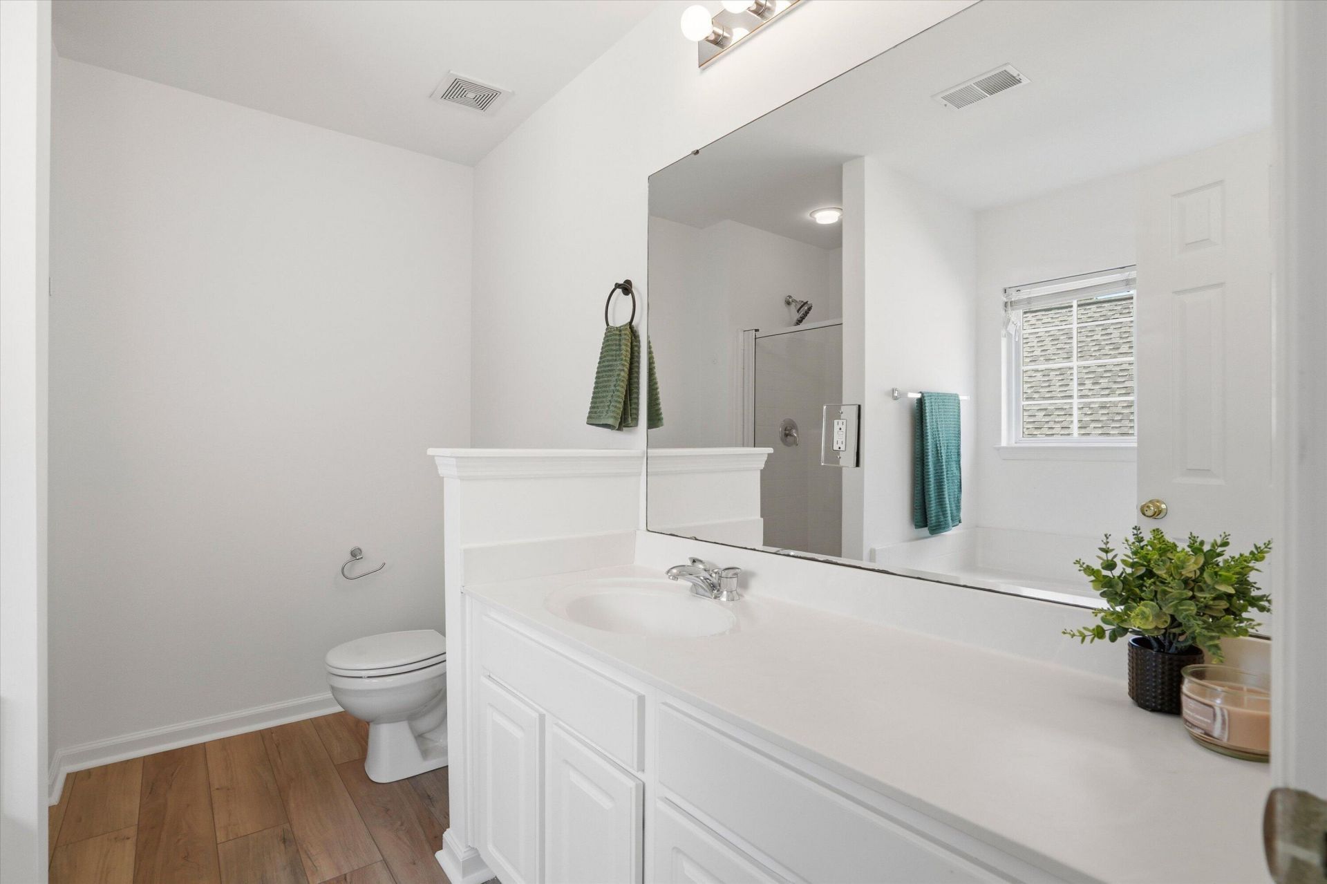 120 Towering Pine Drive Photo 21