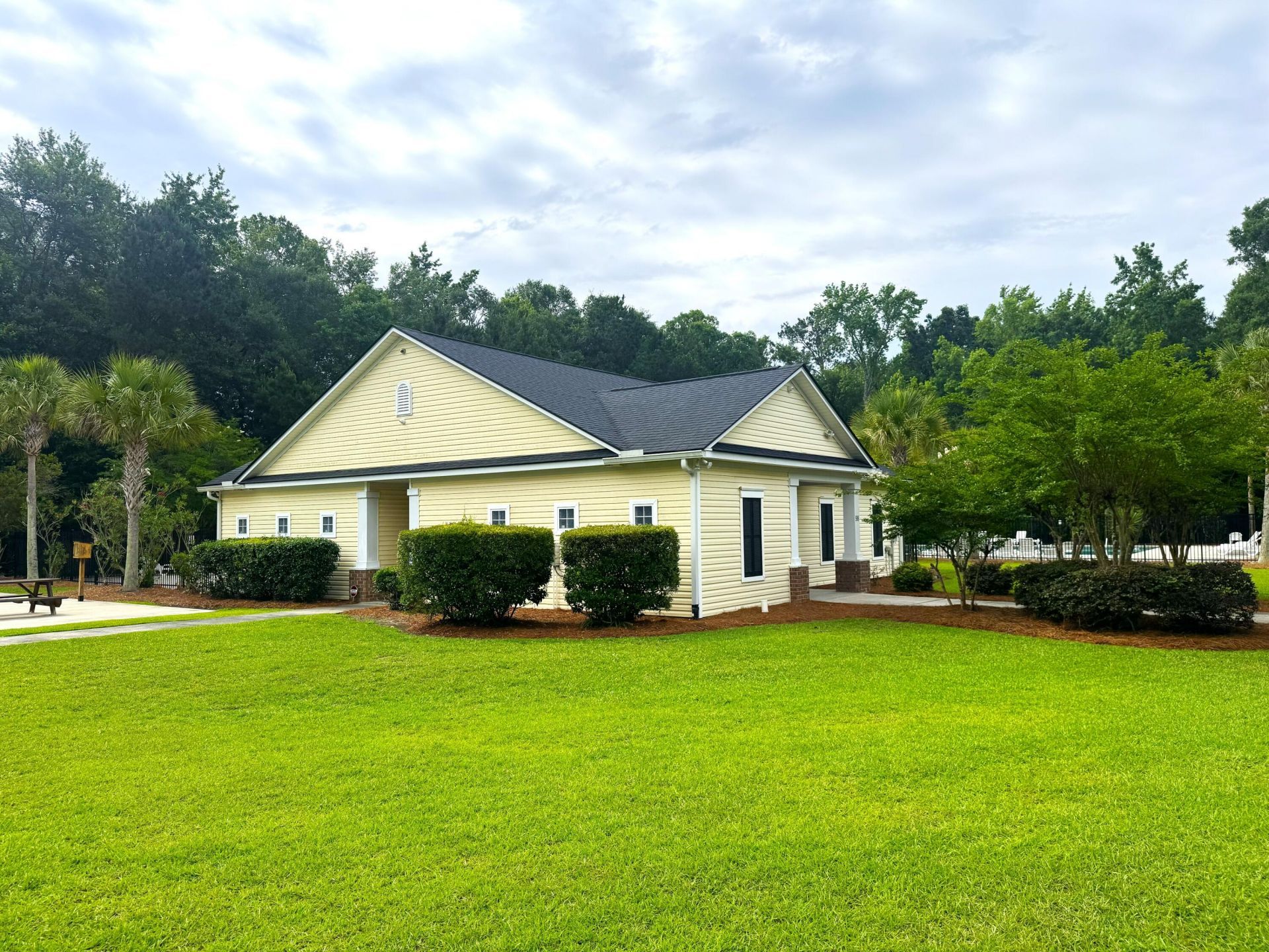 120 Towering Pine Drive Photo 37