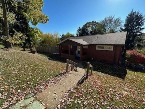 209 Terrace Avenue, Leechburg, PA 15656