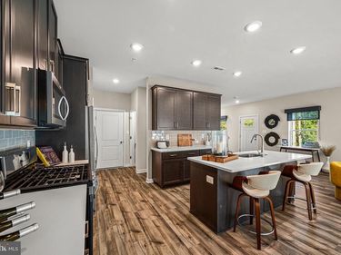 1 FOUR LEAF DRIVE, DOWNINGTOWN, PA 19335