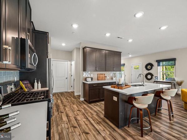 1 FOUR LEAF DRIVE , DOWNINGTOWN, PA 19335