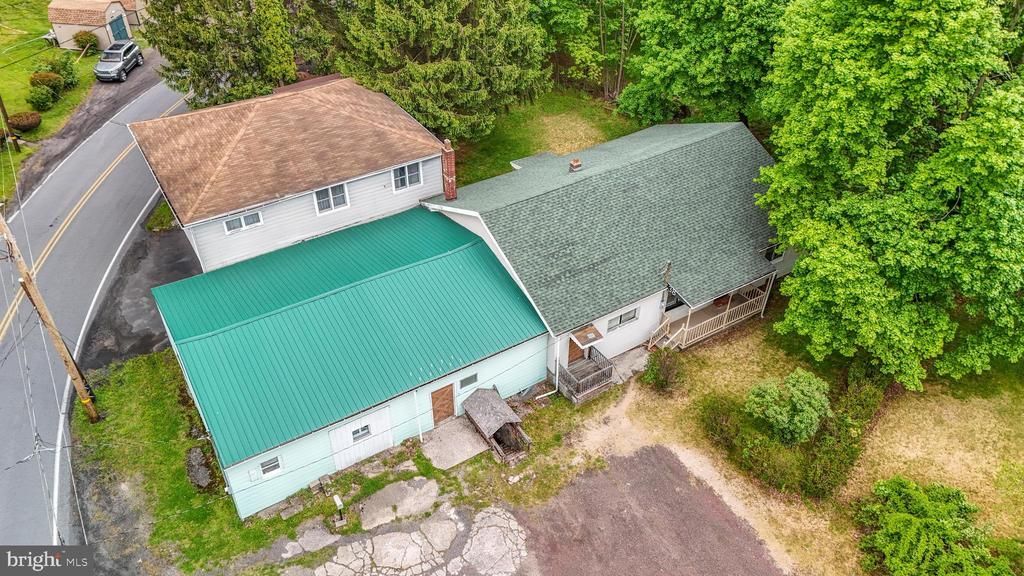 38 N 8TH STREET, MAHANOY CITY, PA 17948
