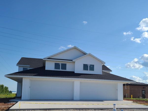 3965 RUBYRED DRIVE, Appleton, WI 54913