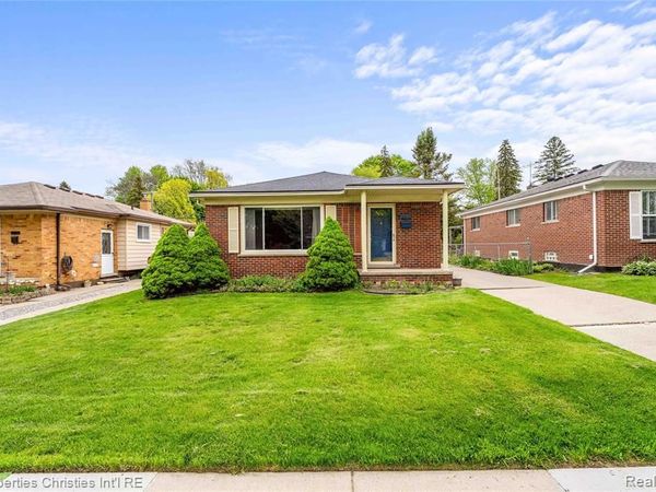 1330 N Custer Avenue , Clawson, MI 48017