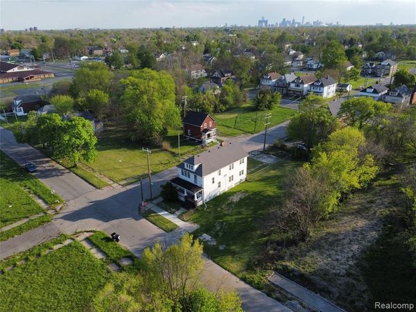 5303 Hurlbut Street , Detroit, MI 48213