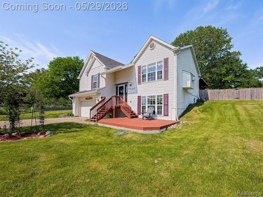 11220 Silver Drive, Hamburg Twp, MI 48189