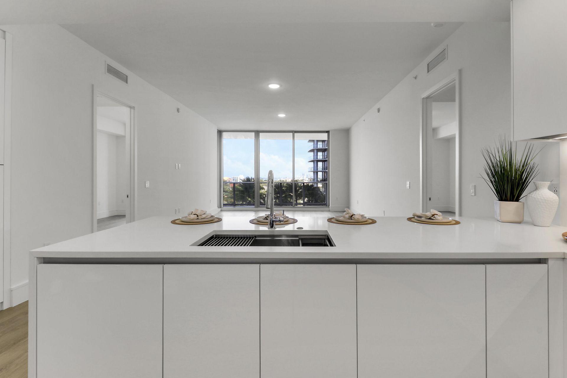 220 Lake Shore Drive, Unit 815, Lake Park, FL 33403 Photo
