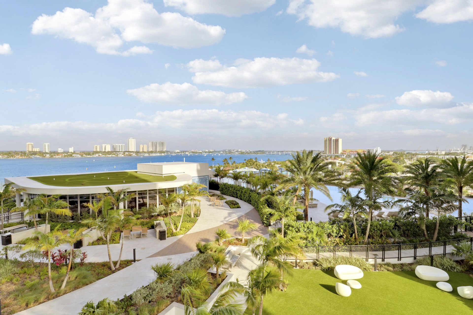 220 Lake Shore Drive, Unit 815, Lake Park, FL 33403 Photo