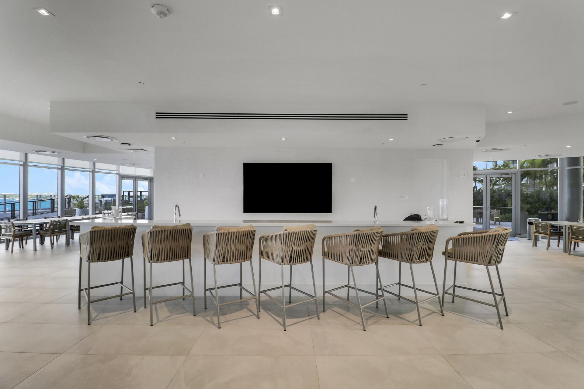 220 Lake Shore Drive, Unit 815, Lake Park, FL 33403 Photo