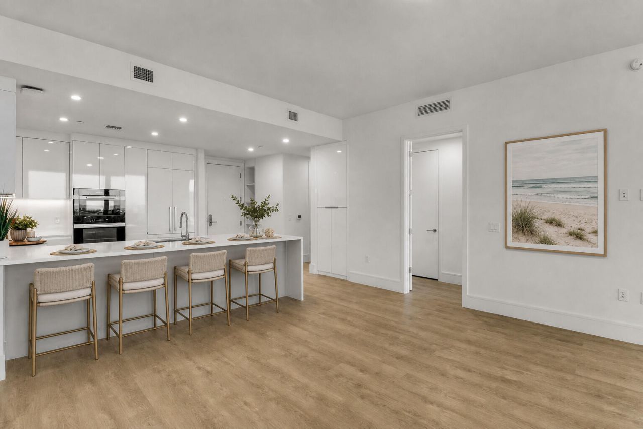220 Lake Shore Drive, Unit 815, Lake Park, FL 33403 Photo