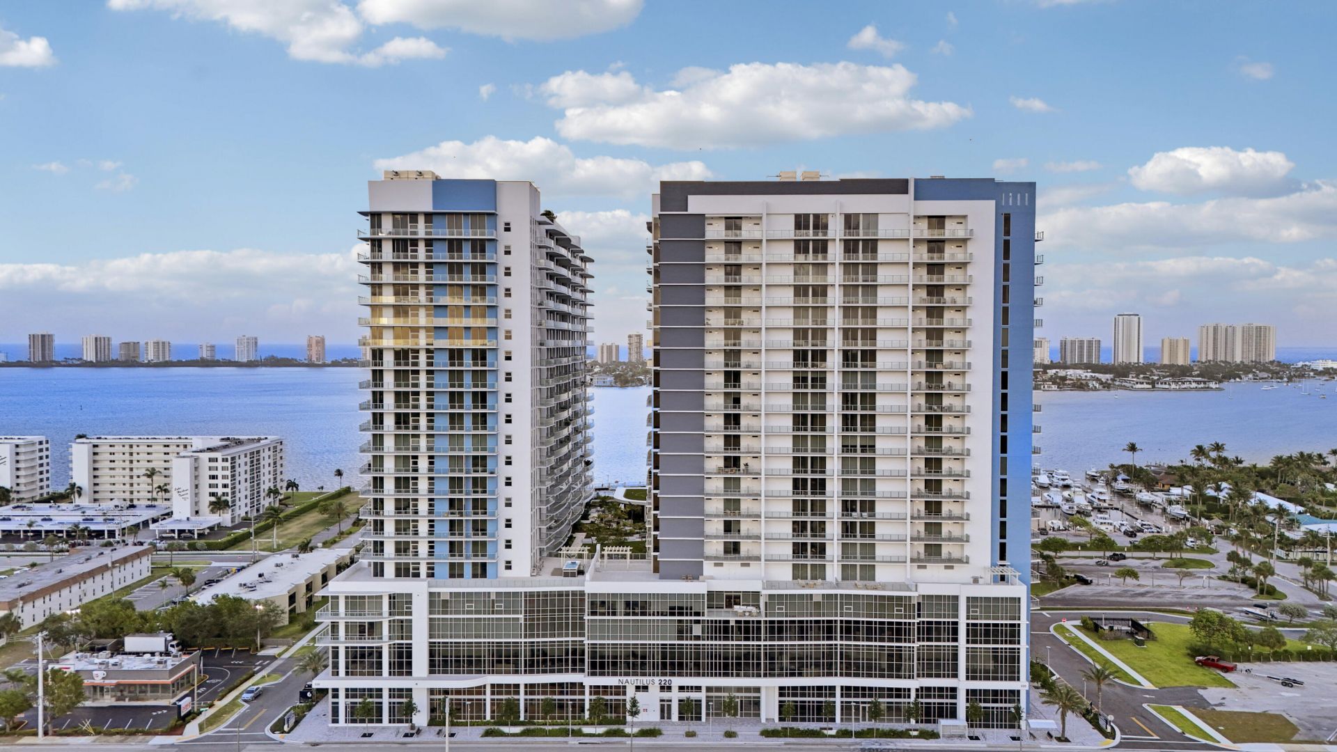 220 Lake Shore Drive, Unit 815, Lake Park, FL 33403 Photo