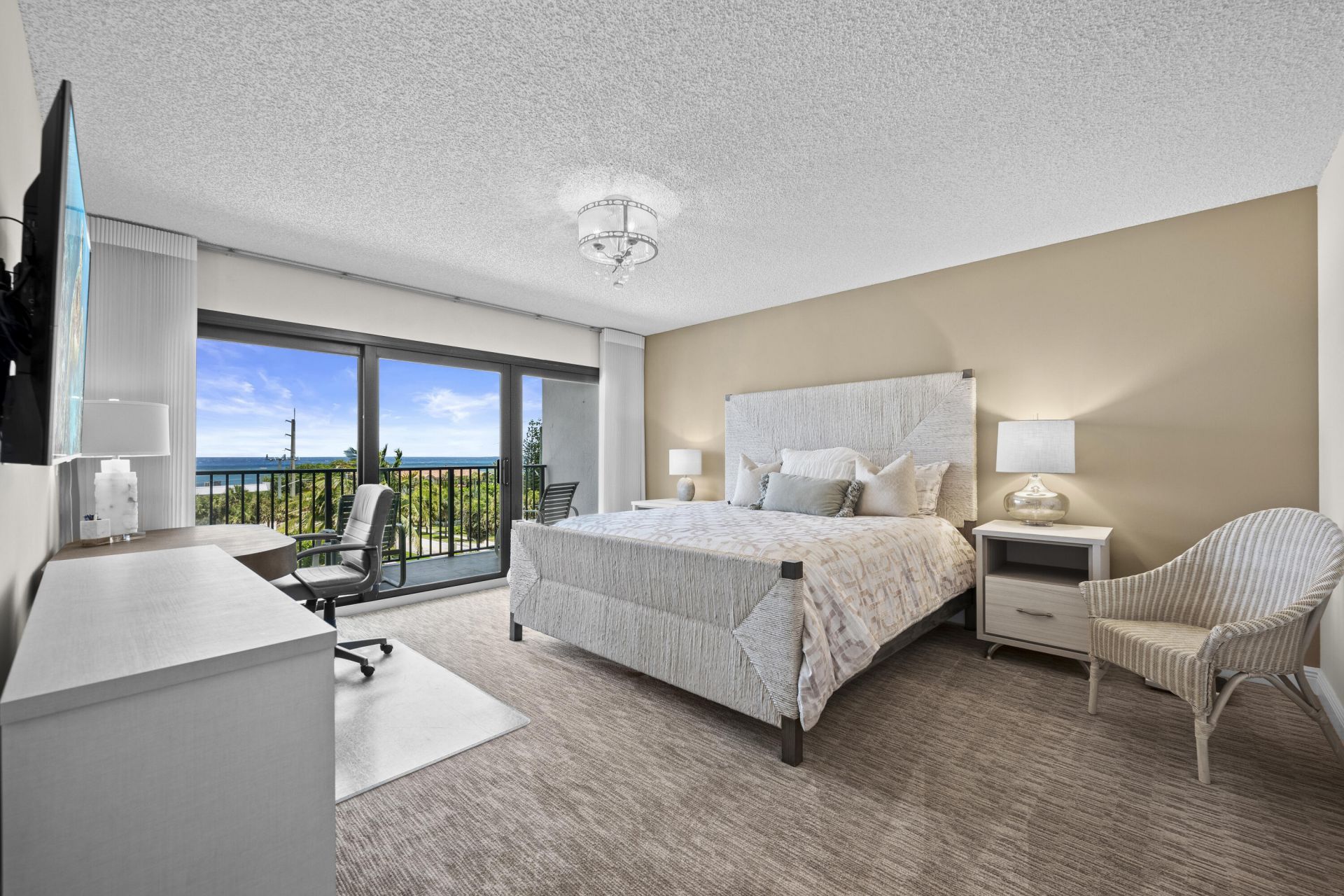 1045 Ocean Drive, Unit 503, Juno Beach, FL 33408 Photo