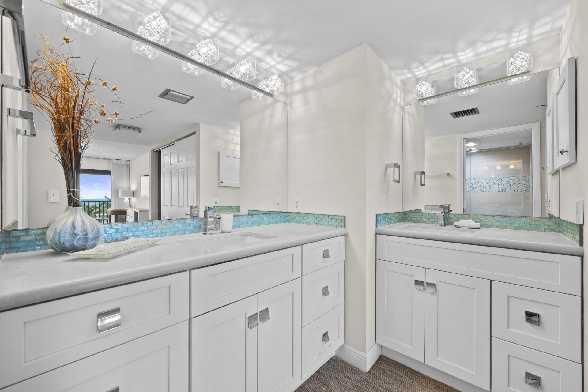1045 Ocean Drive, Unit 503, Juno Beach, FL 33408 Photo
