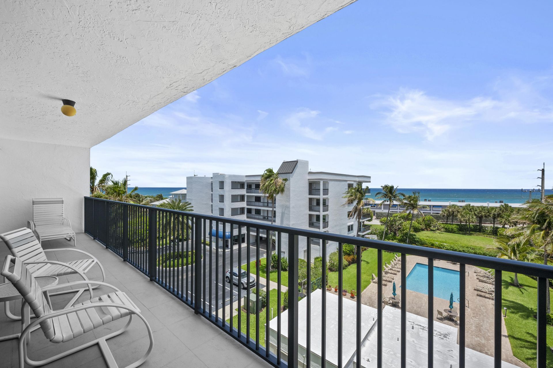 1045 Ocean Drive, Unit 503, Juno Beach, FL 33408 Photo