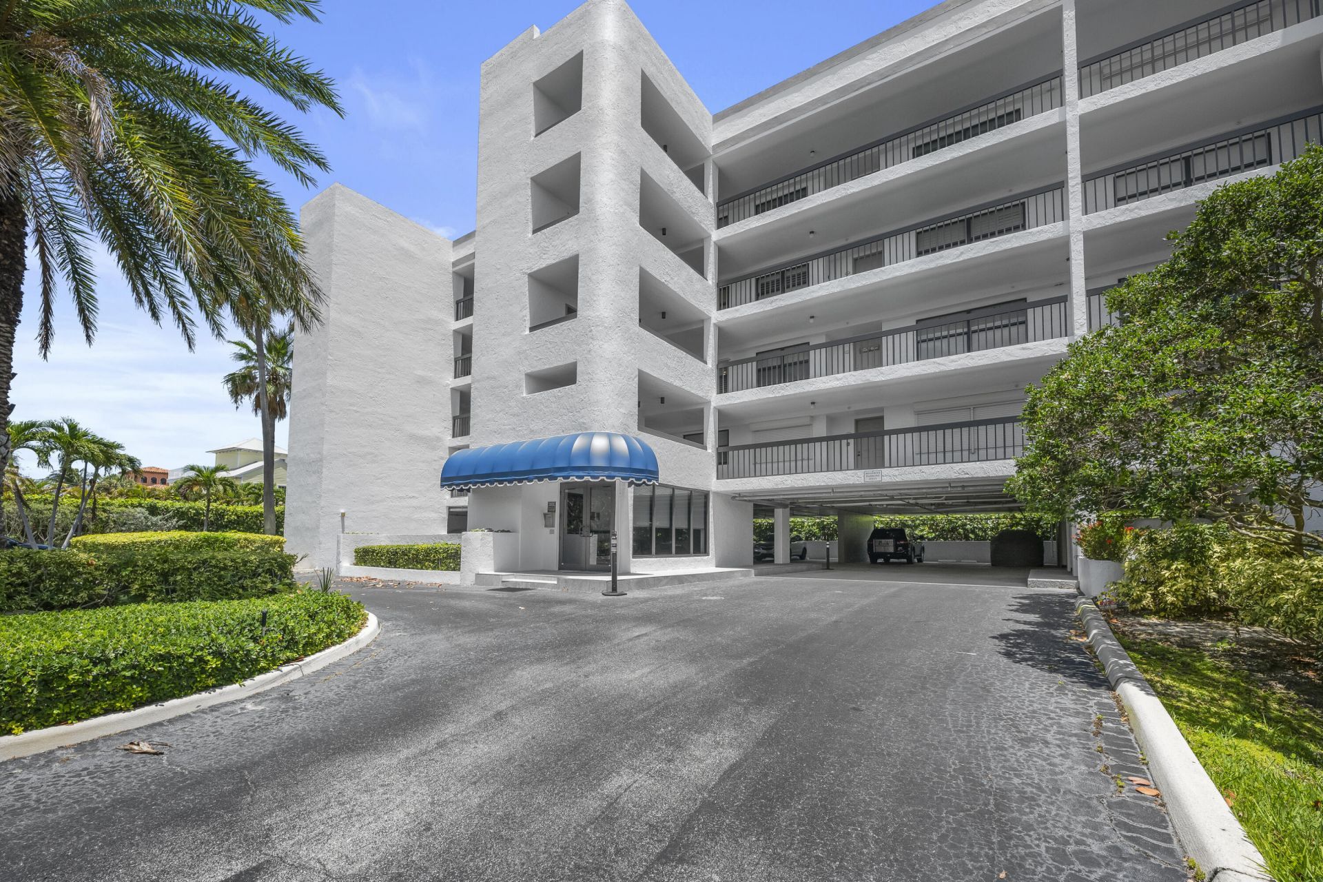 1045 Ocean Drive, Unit 503, Juno Beach, FL 33408 Photo