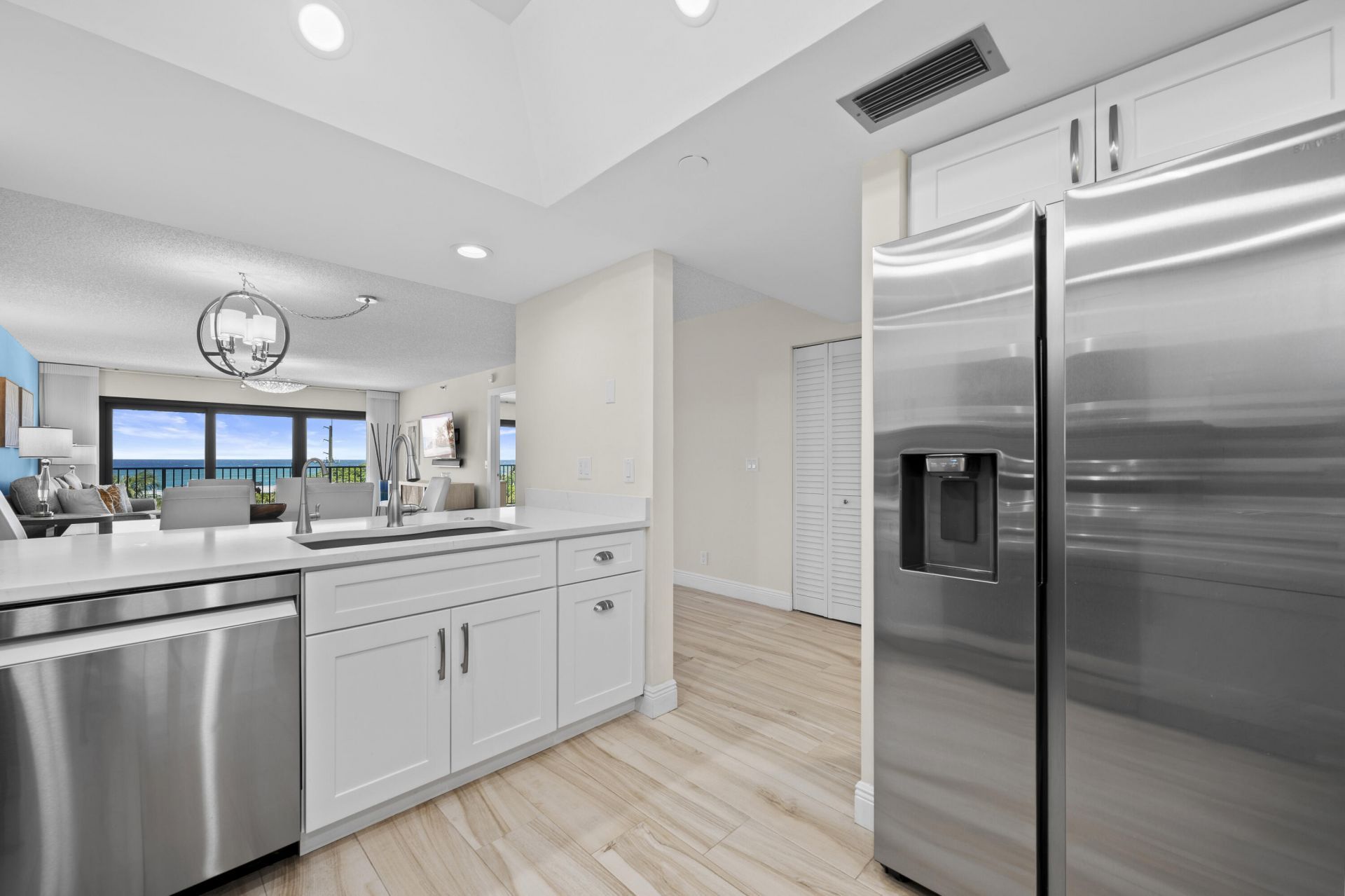 1045 Ocean Drive, Unit 503, Juno Beach, FL 33408 Photo