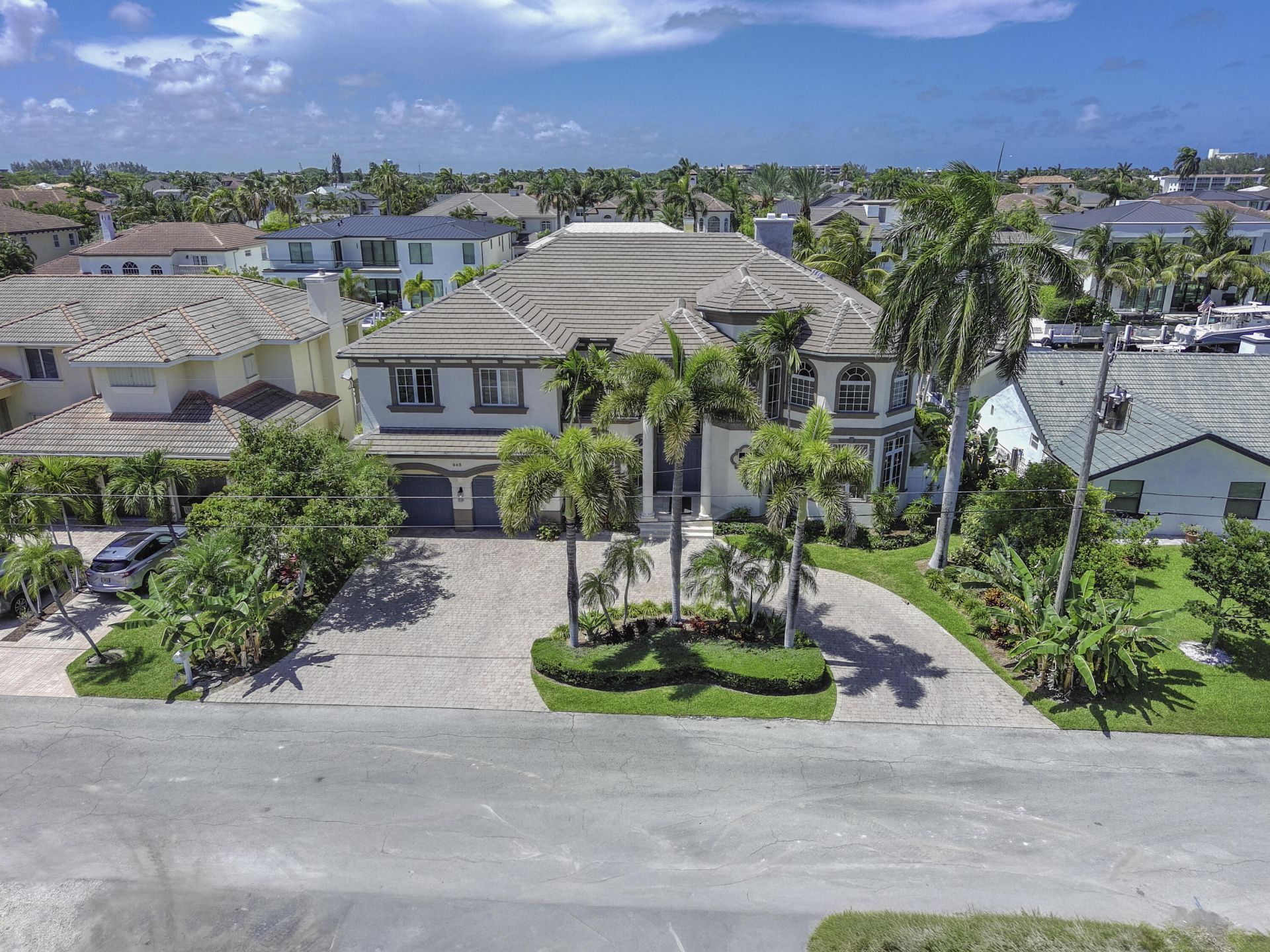 945 Cypress Drive, Delray Beach, FL 33483 Photo