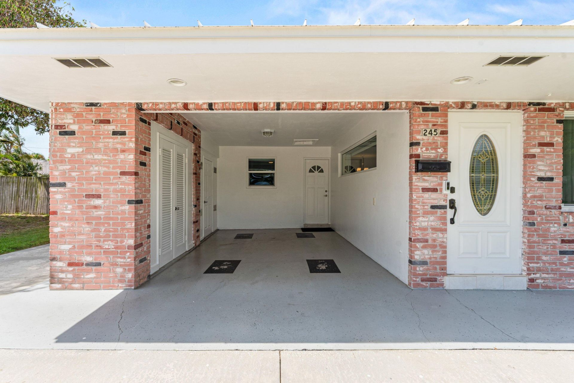 245 Greenbriar Drive, Lake Park, FL 33403 Photo