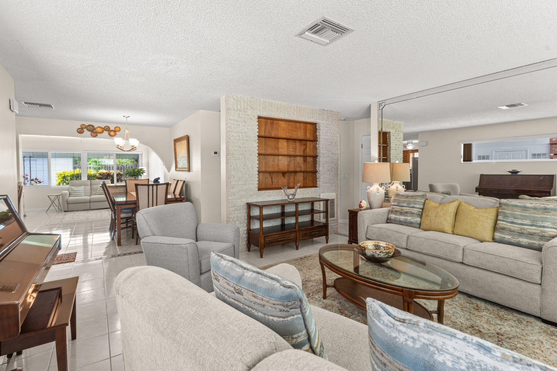 245 Greenbriar Drive, Lake Park, FL 33403 Photo