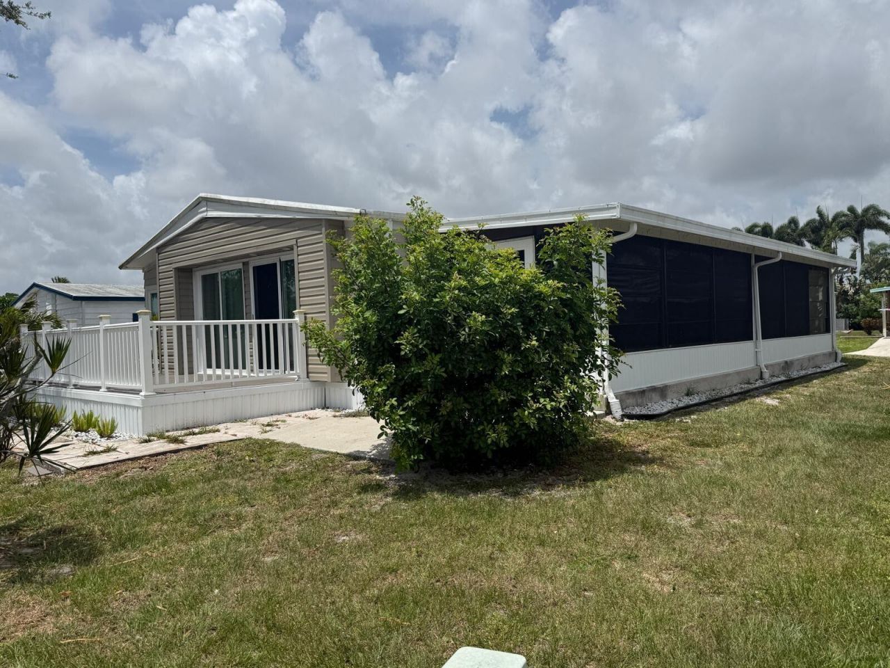 698 Sunny South Avenue, Boynton Beach, FL 33436 Photo