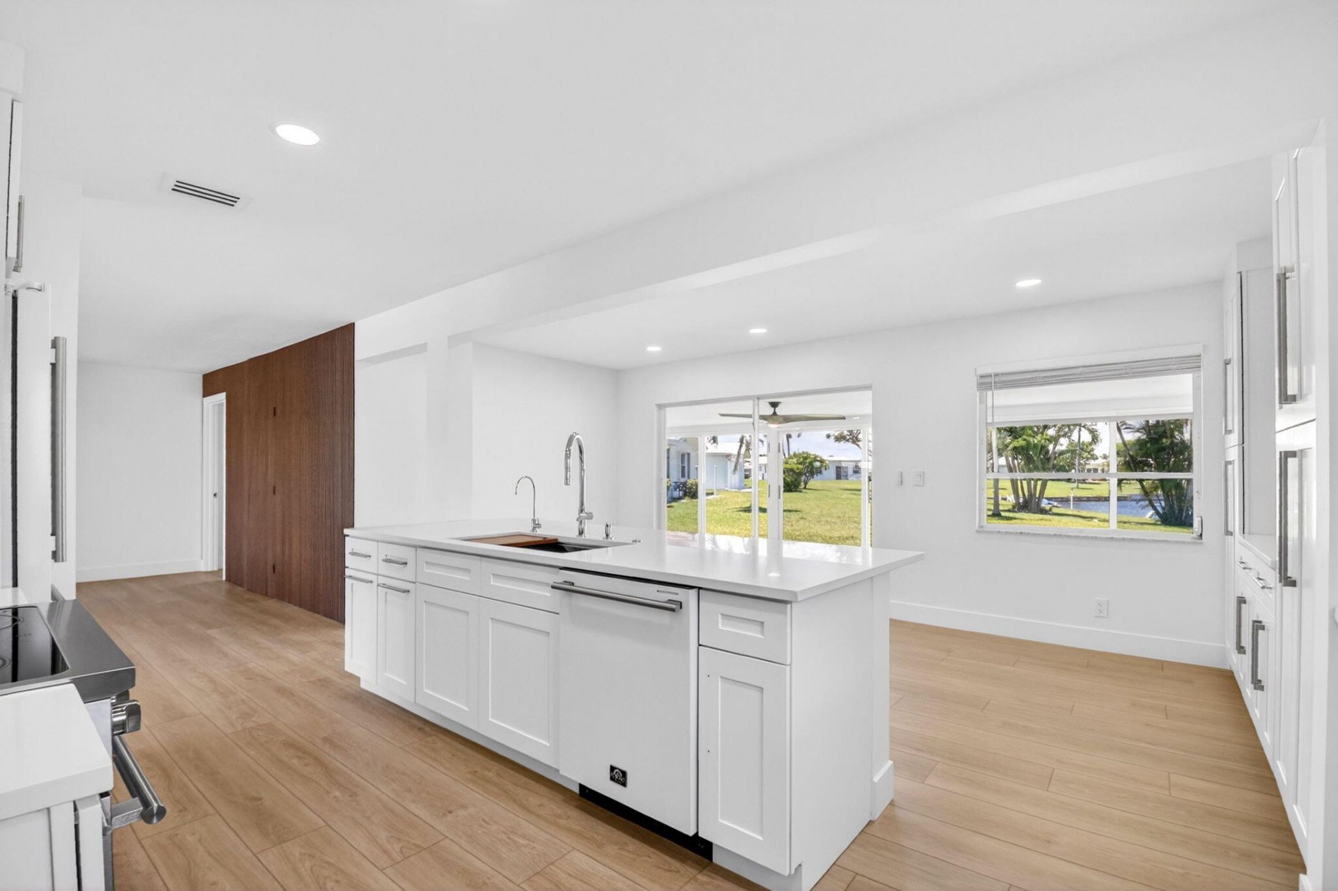 1213 SW 20th Avenue, Boynton Beach, FL 33426 Photo