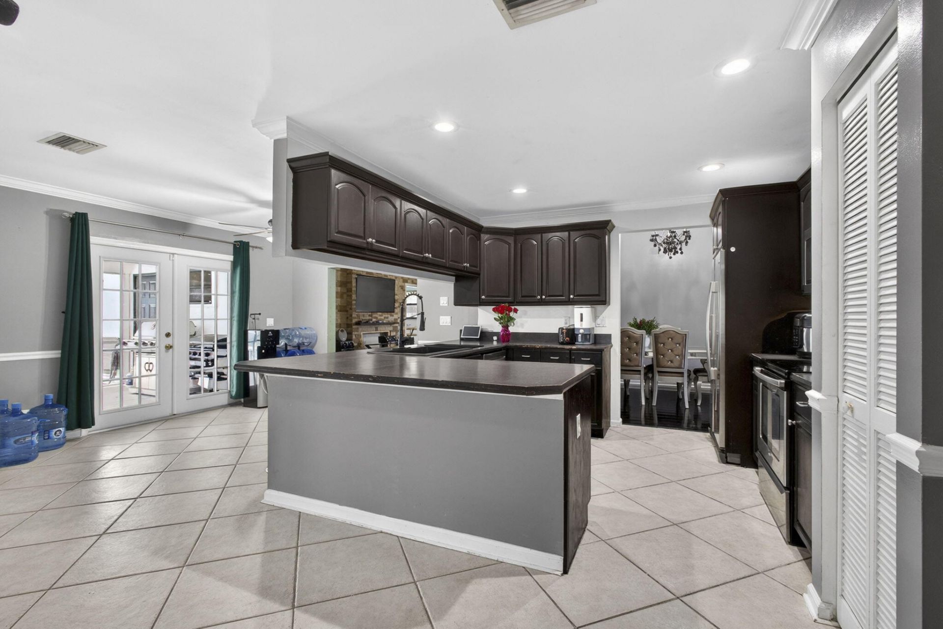 106 Segovia Court, Royal Palm Beach, FL 33411 Photo