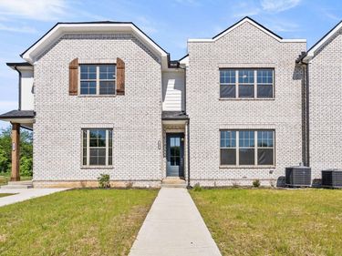 111 Blackberry Lane, Georgetown, KY 40324