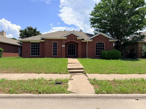 2616 Helen Lane, Mesquite, TX 75181