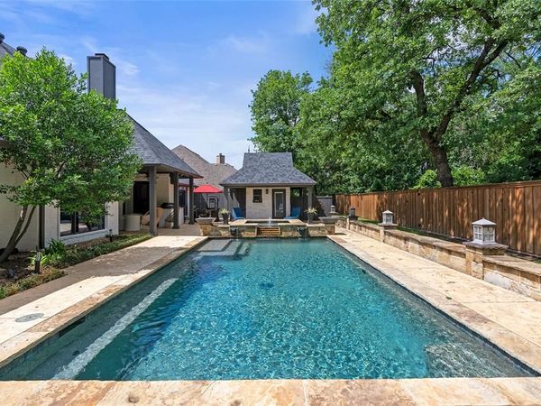 110 Red Oak Drive, Krugerville, TX 76227