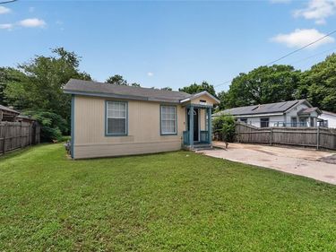8914 Cardella Avenue, Dallas, TX 75217