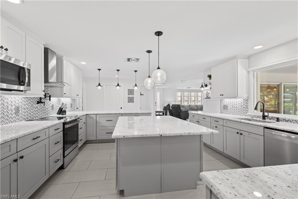 5215 Pelican Blvd , Cape Coral, FL 33914 Photo