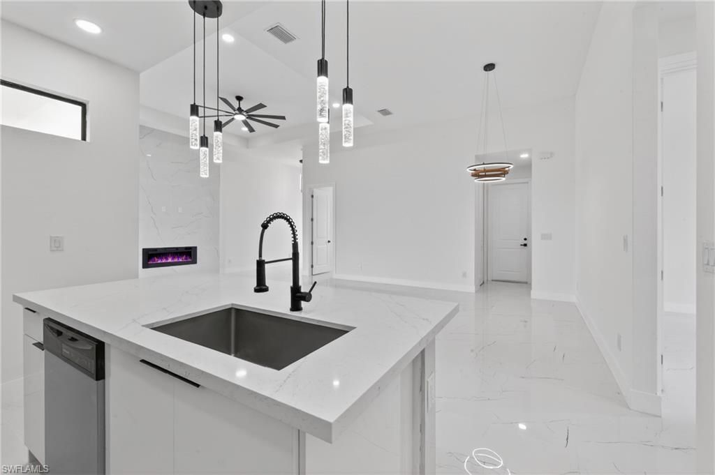 1312 NE 5th Ave, Cape Coral, FL 33909 Photo