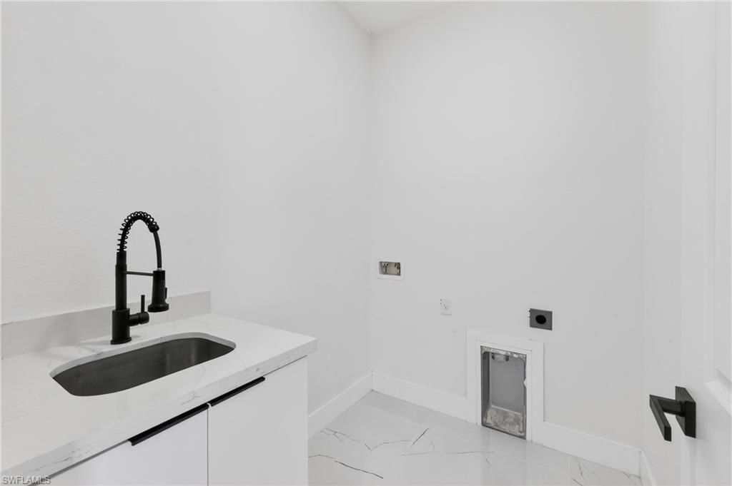 1312 NE 5th Ave, Cape Coral, FL 33909 Photo