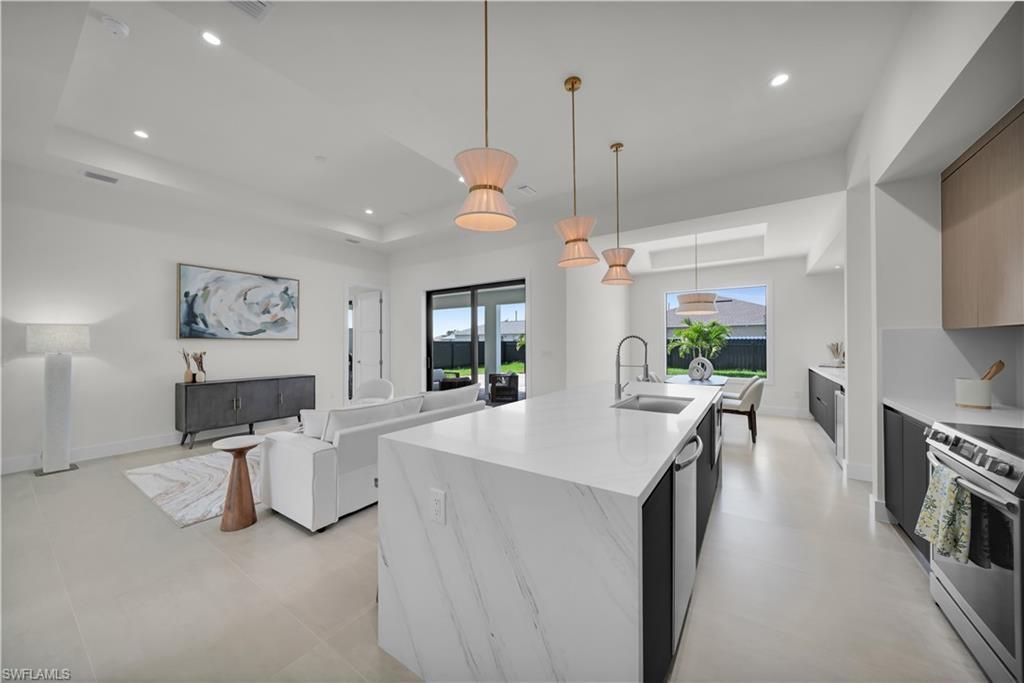 106 NE 11th Ter , Cape Coral, FL 33909 Photo