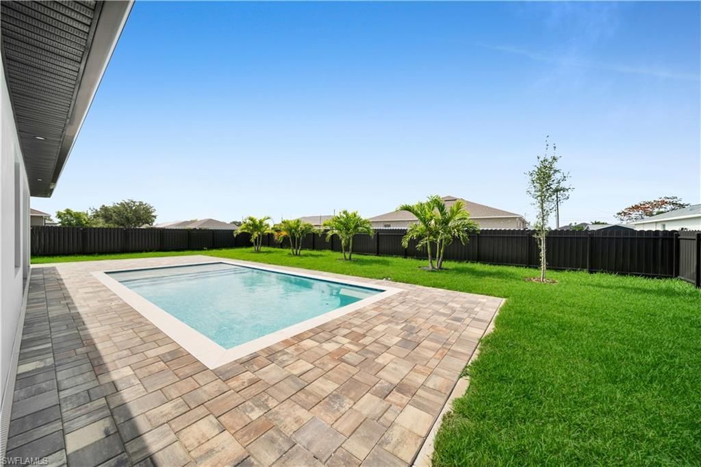 106 NE 11th Ter , Cape Coral, FL 33909 Photo